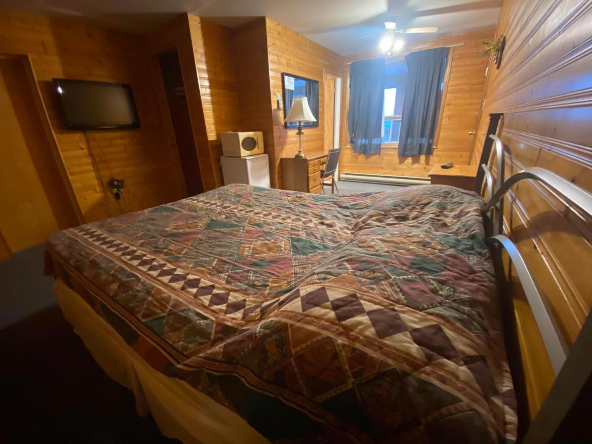 Hillcrest Motel Сейнт Джон Екстериор снимка